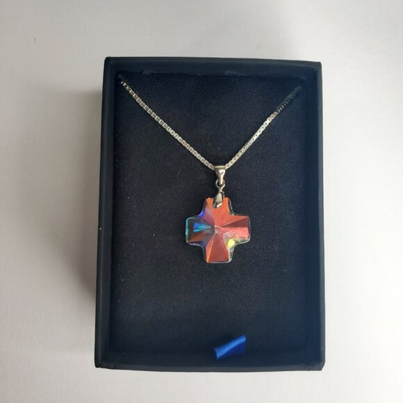 Vintage Italian Sterling Silver Chain with Crystal Cross Like Pendant - Picture 16 of 16